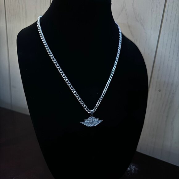 Air Jordan Cuban Necklace - Jumpman - 5mm Cuban - 22 Inches - Baseball NBA - Picture 2 of 2